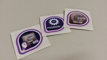 fedora-paper-badges